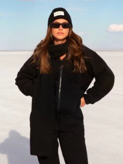 Label Knitted Scarf - Black -BLAKELY CLOTHING SHOP 133blackD 3