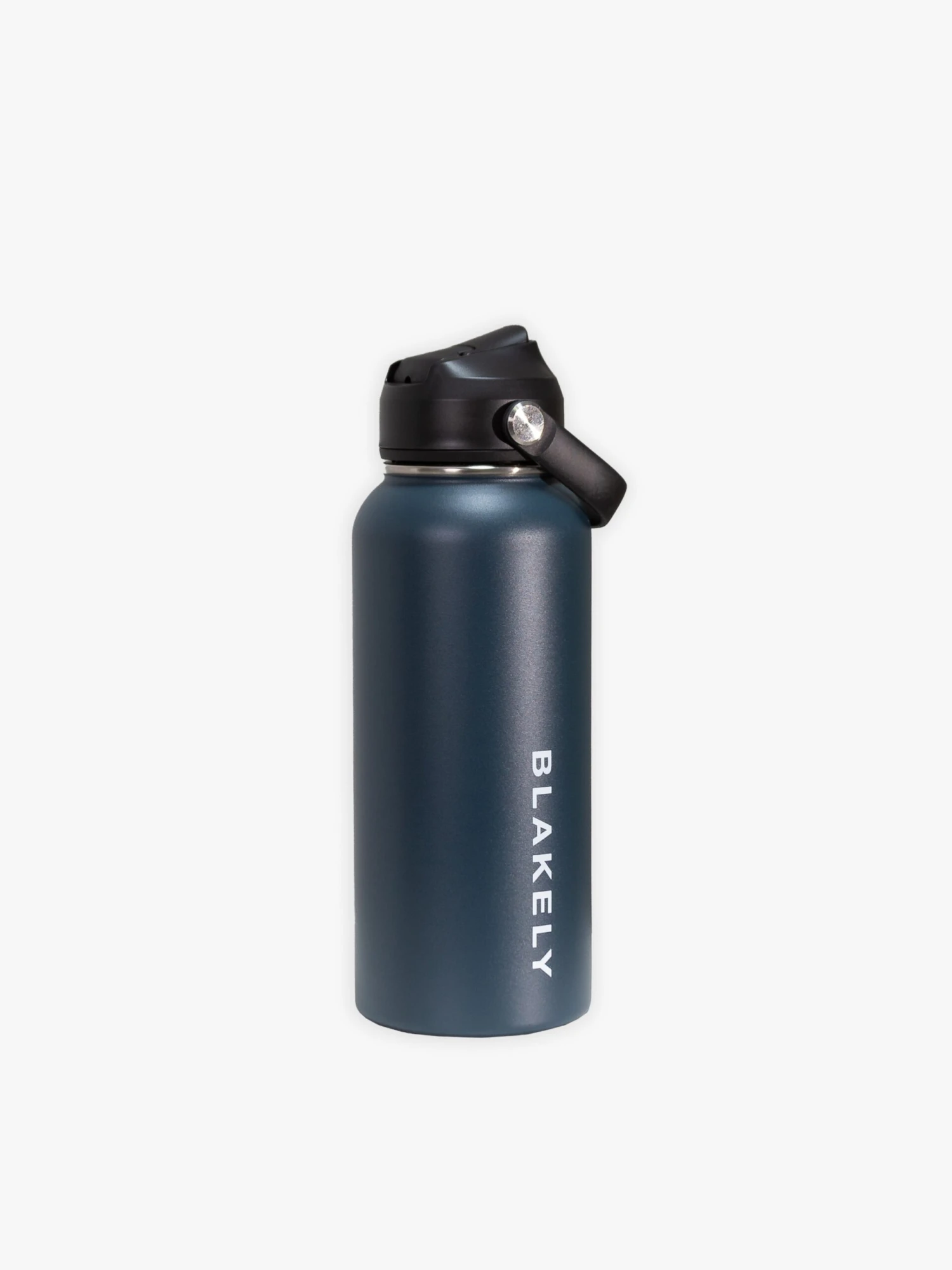 Blakely Core Bottle 900ml - Midnight Blue Blakely Core Bottle 900ml - Midnight Blue -BLAKELY CLOTHING SHOP 17BLUE04D scaled