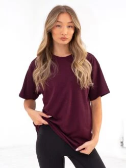 Isabel Oversized T-Shirt - Burgundy 7 Isabel Oversized T-Shirt - Burgundy -BLAKELY CLOTHING SHOP 196IW BURGUNDYD 4