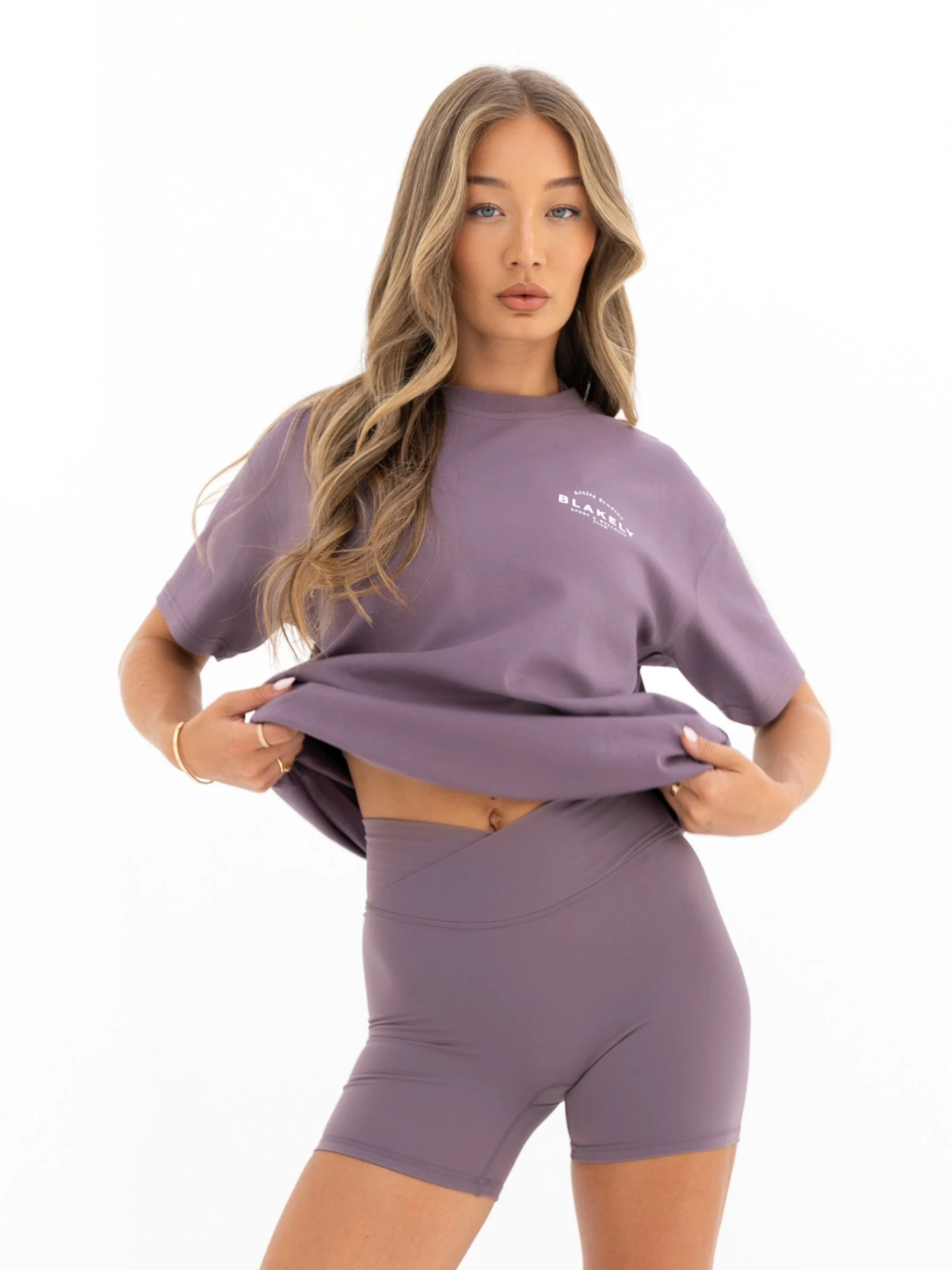 Curved Active Studios Oversized T-Shirt - Grape Curved Active Studios Oversized T-Shirt - Grape -BLAKELY CLOTHING SHOP 197CPLUM04D