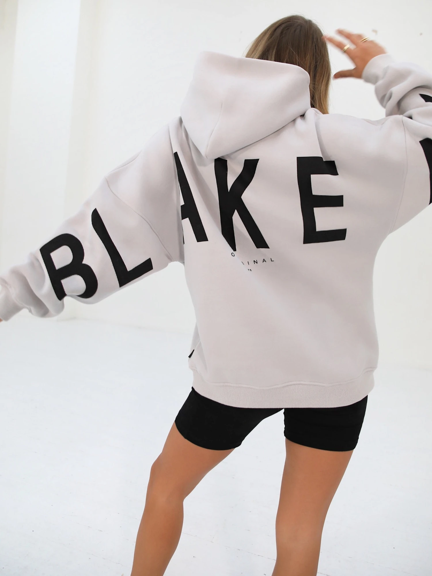 Isabel Oversized Hoodie - Stone Isabel Oversized Hoodie - Stone -BLAKELY CLOTHING SHOP 2011WstoneD