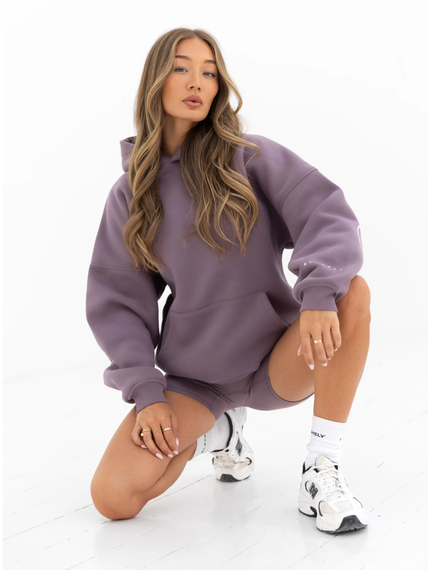Outline Isabel Oversized Hoodie - Grape Outline Isabel Oversized Hoodie - Grape -BLAKELY CLOTHING SHOP 2012OPLUM02D