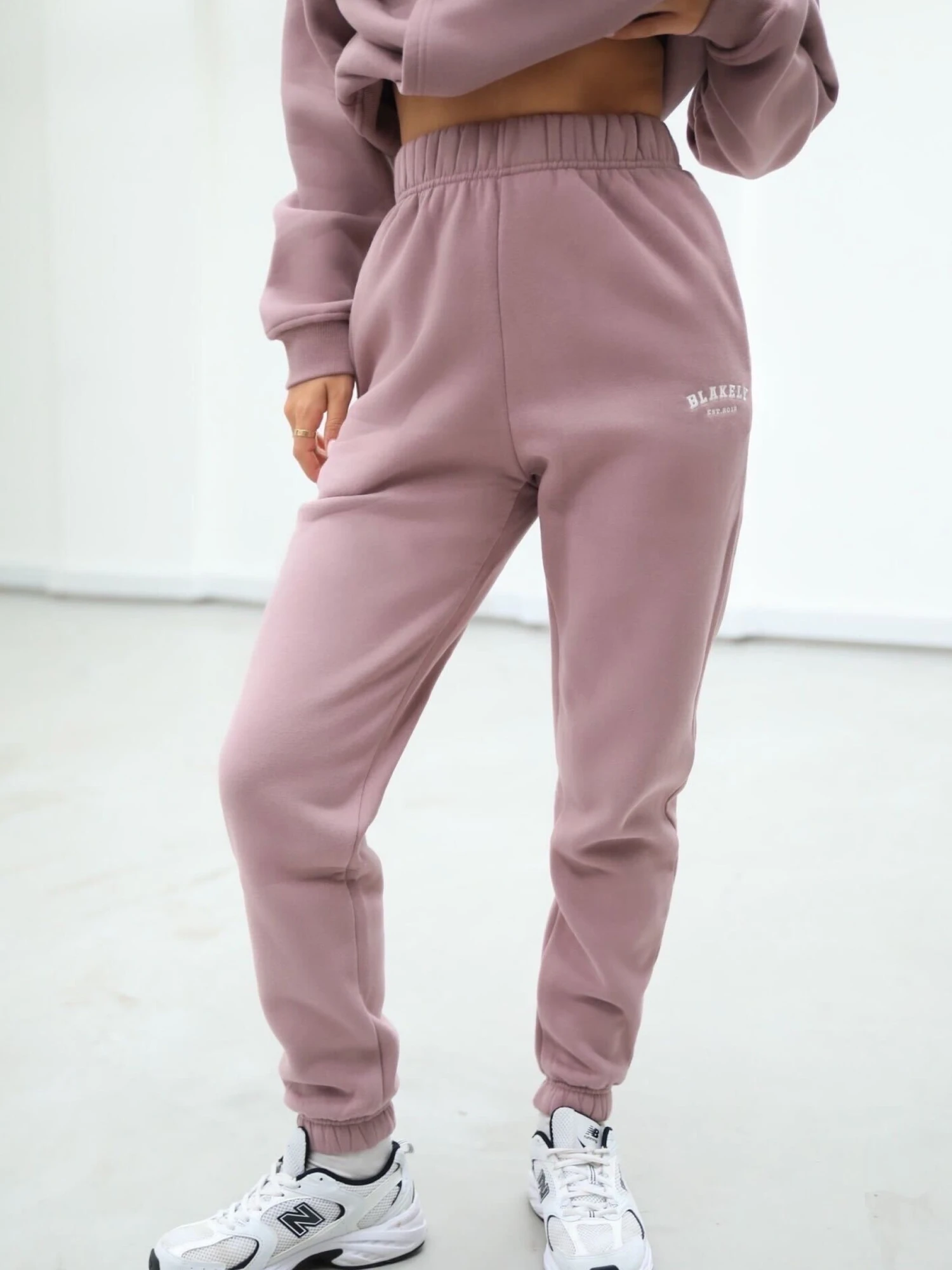 Heritage Sweatpants - Dusty Pink Heritage Sweatpants - Dusty Pink -BLAKELY CLOTHING SHOP 225VWDustyPink 01D