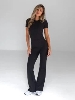 Alessia Cropped T-Shirt - Black 4 Alessia Cropped T-Shirt - Black -BLAKELY CLOTHING SHOP 2573 2Black 04D