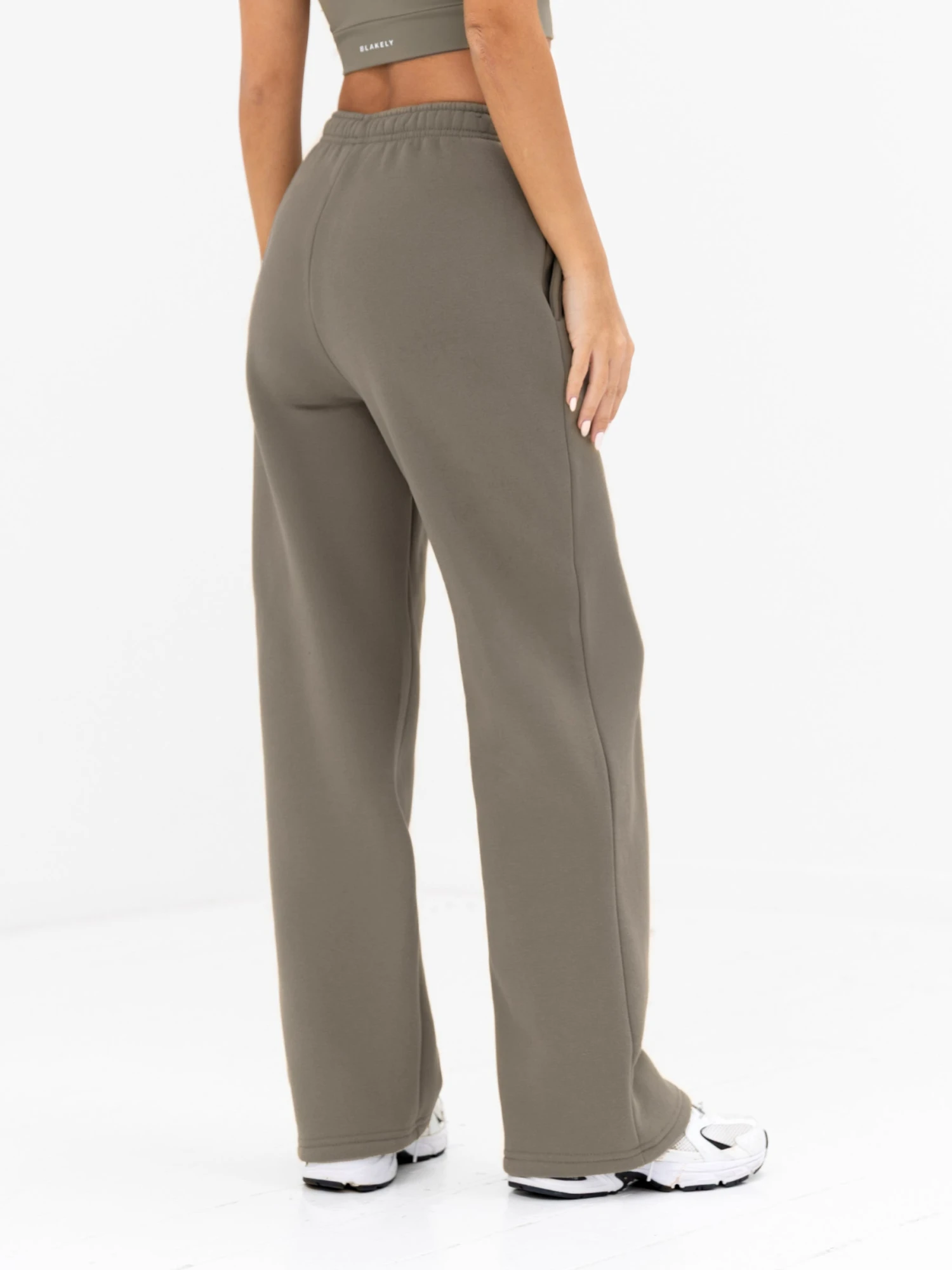 Isabel Wide Leg Sweatpants - Safari Green Isabel Wide Leg Sweatpants - Safari Green -BLAKELY CLOTHING SHOP 3304SAFARIGREEN04D 56ed67d7 843f 4eab 9fc7 a9668e58a7b7