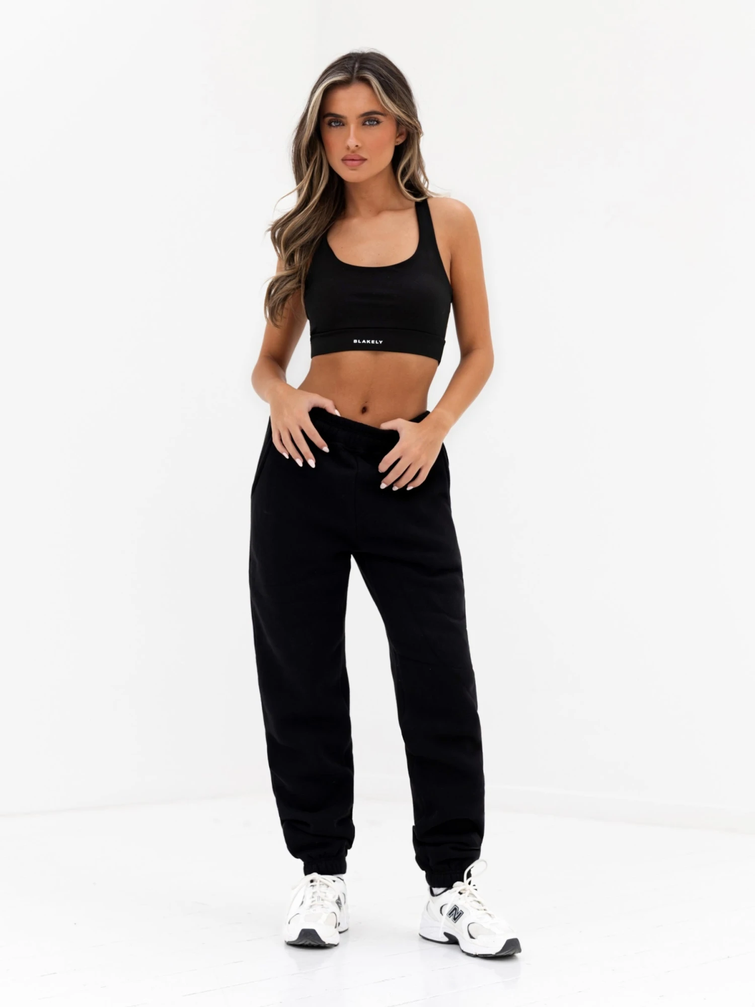 Isabel Sweatpants - Black Isabel Sweatpants - Black -BLAKELY CLOTHING SHOP 3305BLACK04D