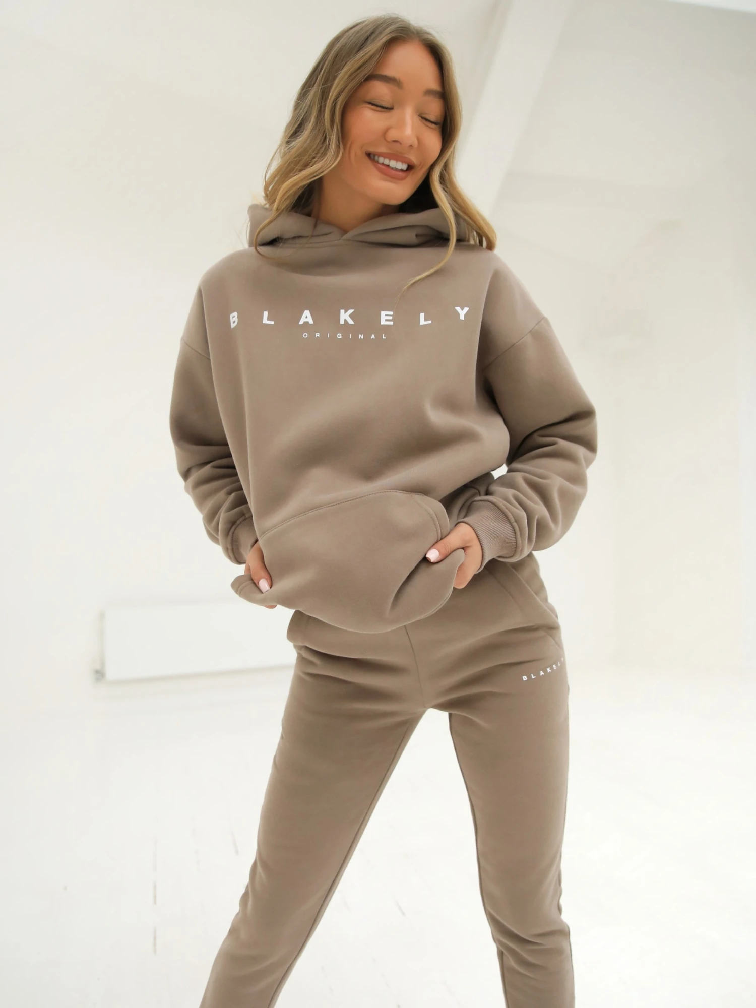 Composure Oversized Hoodie - Brown Composure Oversized Hoodie - Brown -BLAKELY CLOTHING SHOP 411ebrownD 1