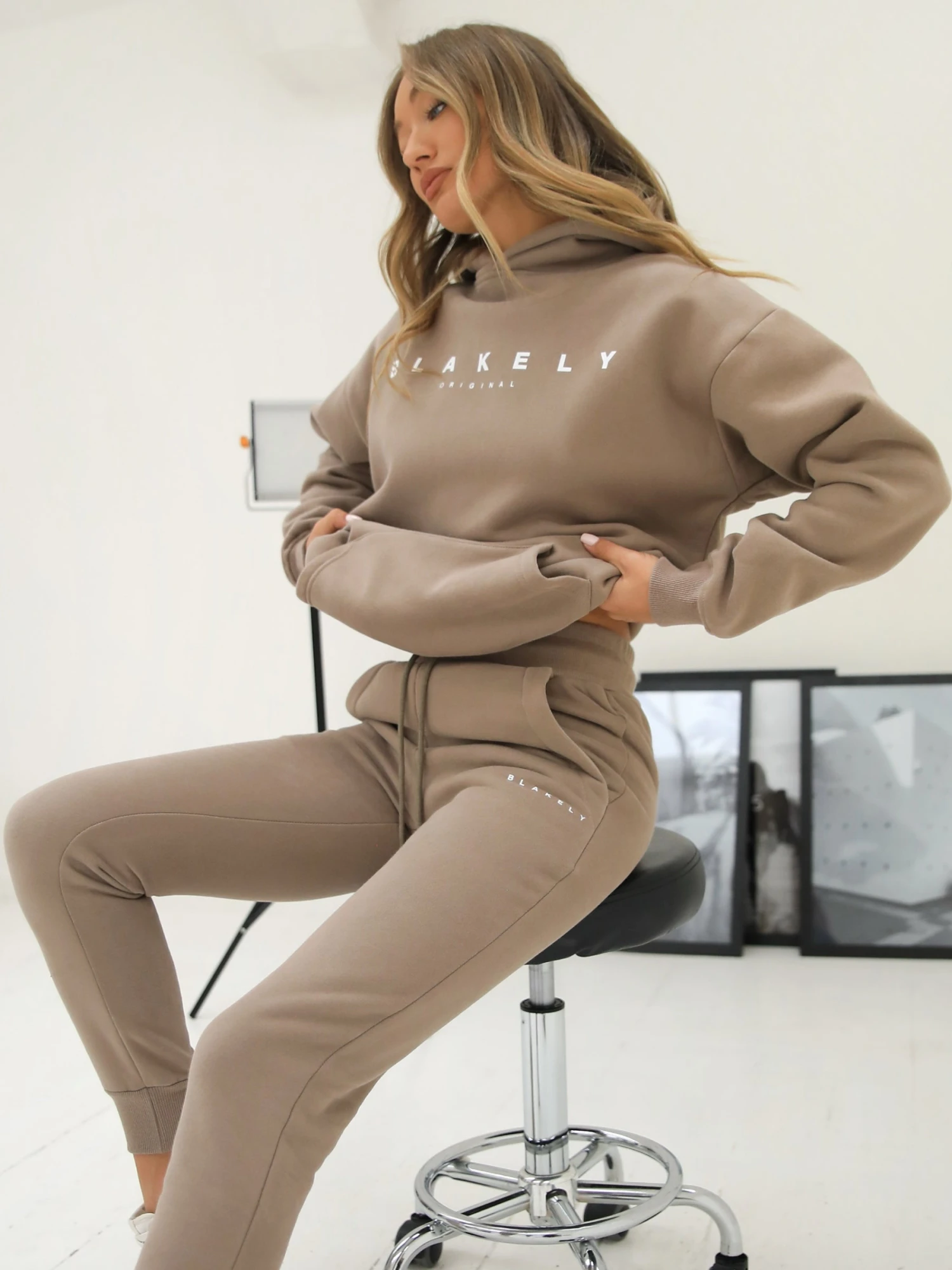 Composure Oversized Hoodie - Brown Composure Oversized Hoodie - Brown -BLAKELY CLOTHING SHOP 411ebrownD 3