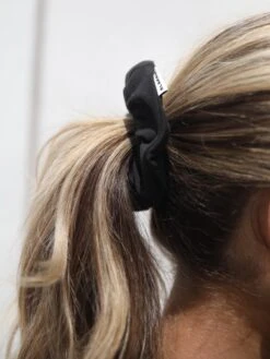 Blakely Scrunchie - Black -BLAKELY CLOTHING SHOP H11Black 02D