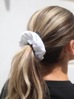 Blakely Scrunchie - White -BLAKELY CLOTHING SHOP H11White 05D