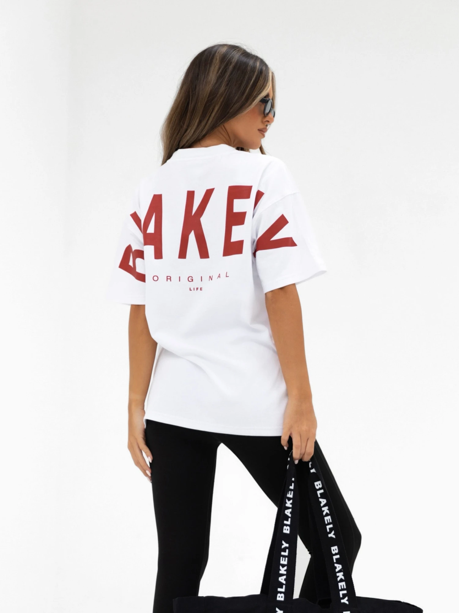 Isabel Oversized T-Shirt - White & Cherry Red Isabel Oversized T-Shirt - White & Cherry Red -BLAKELY CLOTHING SHOP LEAD196IWWHITE RED05D