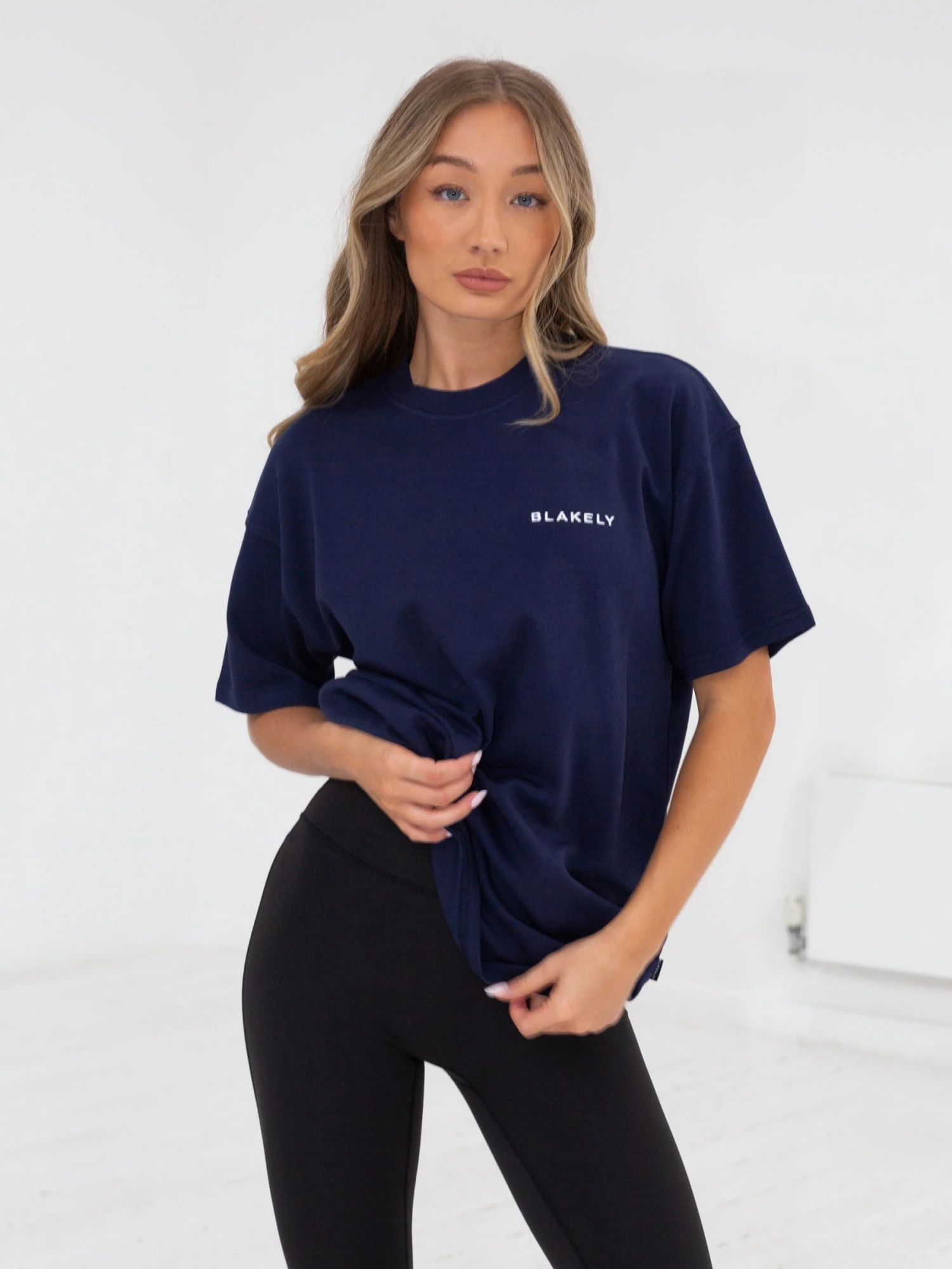 Series Oversized T-Shirt - Navy Series Oversized T-Shirt - Navy -BLAKELY CLOTHING SHOP edit1966AWNavy 04D
